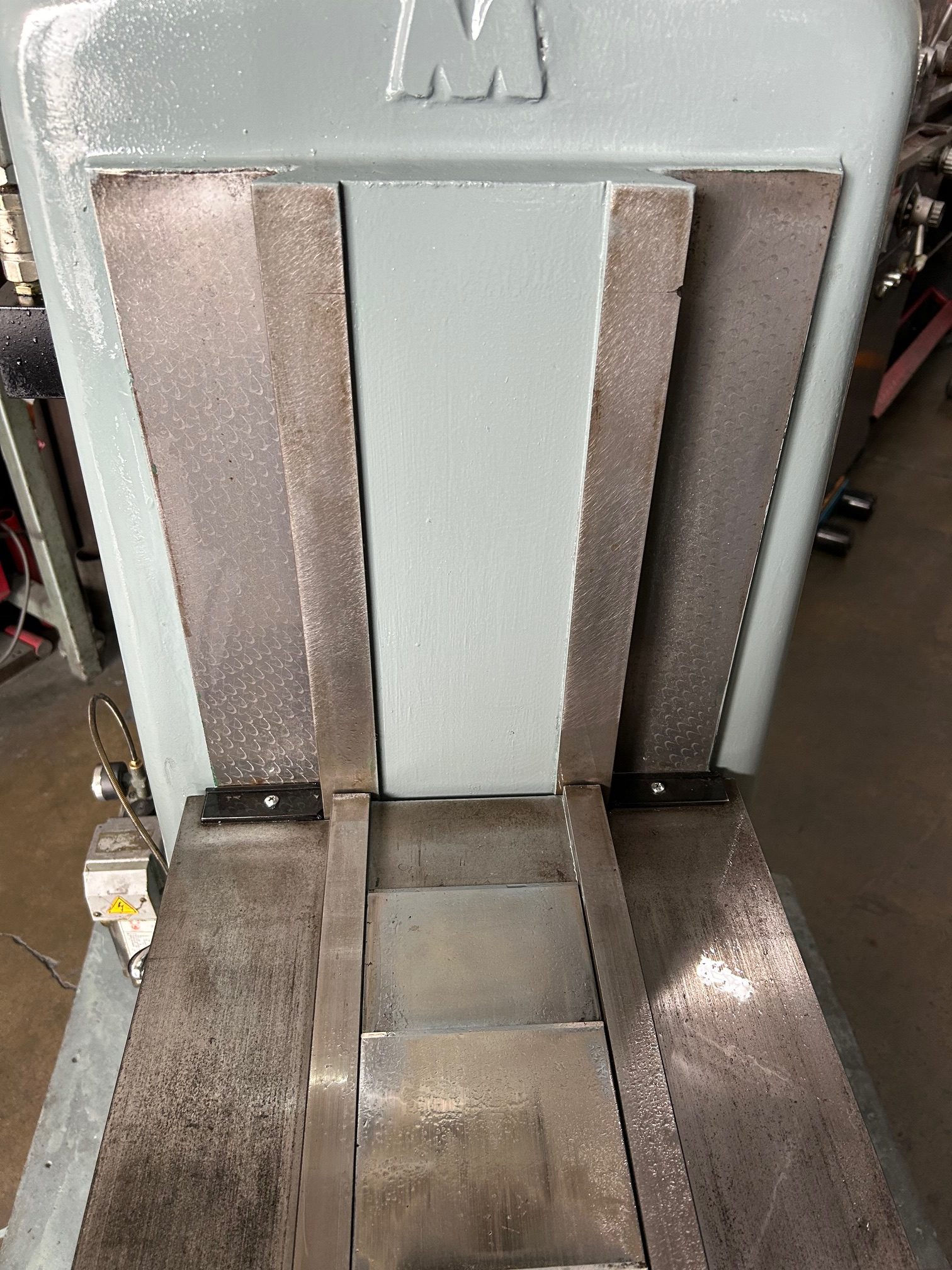 SUMMIT BODY SUPERMAX HEAD MILL V/S G & R Machinery Service